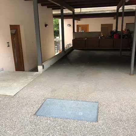 Gemuetliche Mit Garten * Biasca